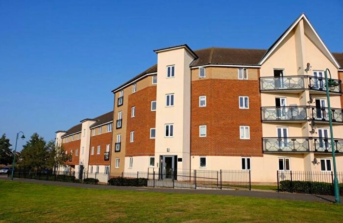 2 Bedroom Flat For Sale In Fenmere Walk, Peterborough, PE7