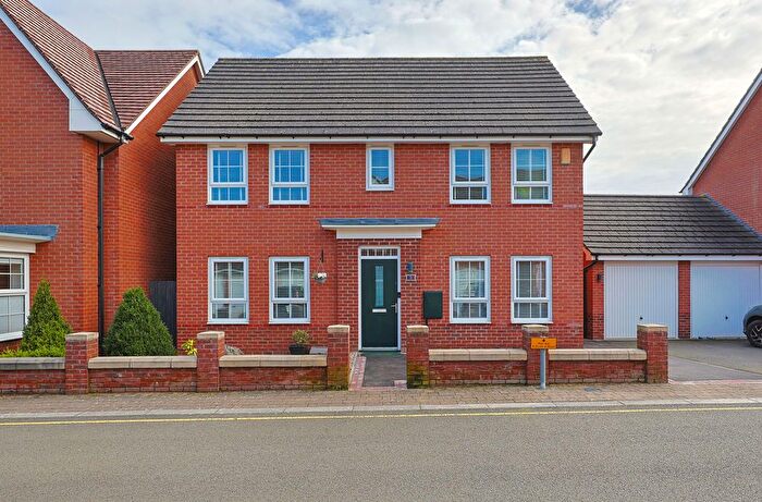 4 Bedroom Detached House For Sale In Spire Heights, Chesterfield, S40