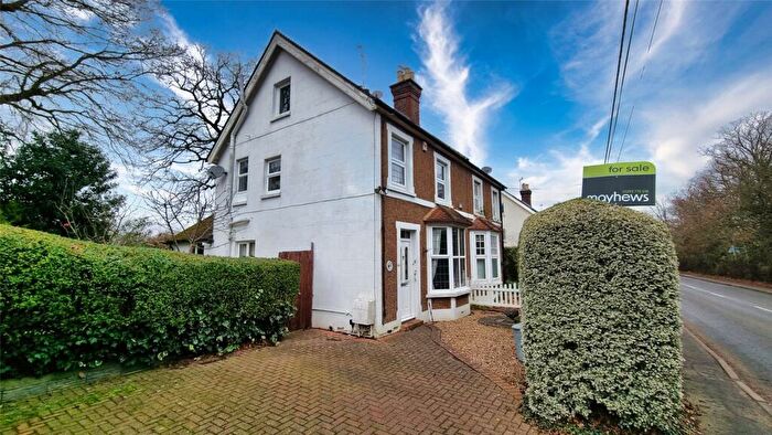 3 Bedroom Semi Detached House For Sale In Redehall Road, Smallfield, Surrey, RH6