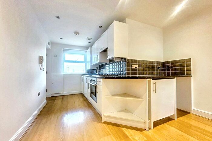 1 Bedroom Flat To Rent In Old Church Road, (), London, E4