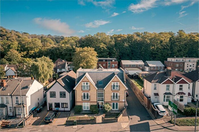 2 Bedroom Apartment For Sale In Godstone Road, Whyteleafe, CR3