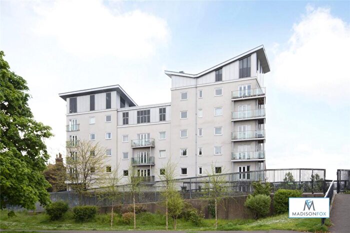 1 Bedroom Apartment To Rent In Woolwich Manor Way, London, E16