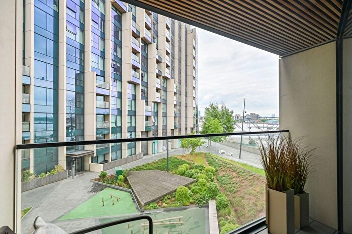 2 Bedroom Flat For Sale In Greenwich Peninsula, North Greenwich, SE10