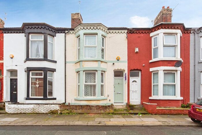 3 Bedroom Terraced House For Sale In St. Davids Road, Anfield, Liverpool, L4