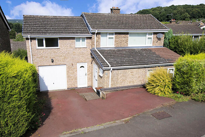 4 Bedroom Detached House For Sale In King Richards Hill, Whitwick, LE67