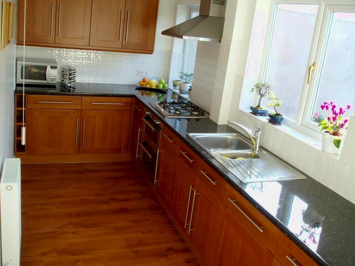 3 Bedroom Terraced House To Rent In Romilay Close, Beeston, NG9