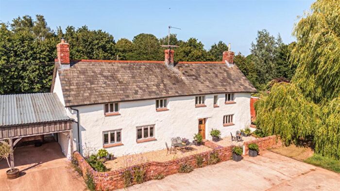 5 Bedroom Farm House For Sale In Clyst Hydon, Cullompton, Devon, EX15