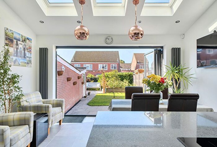 3 Bedroom Semi-detached House For Sale In Granville Close, Bristol, BS15