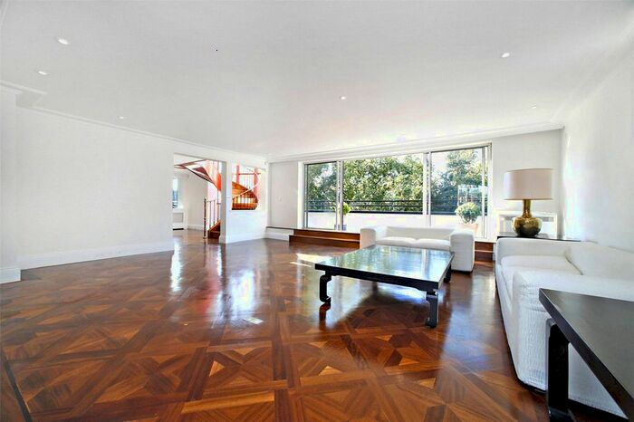 4 Bedroom Flat To Rent In Rutland Gate, Knightsbridge, London, SW7