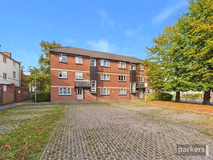 1 Bedroom Apartment To Rent In Gleneagles Court, Muirfield Close, Reading, Berkshire, RG1