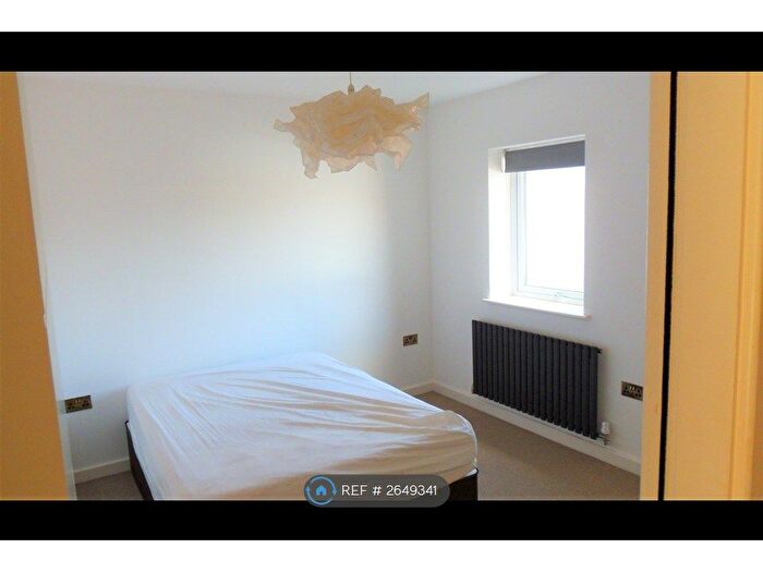 2 Bedroom Flat To Rent In The Gallery, West Bridgford, Nottingham, NG2