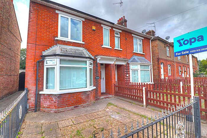 3 Bedroom Semi-Detached House For Sale In Burcroft Road, Wisbech, PE13