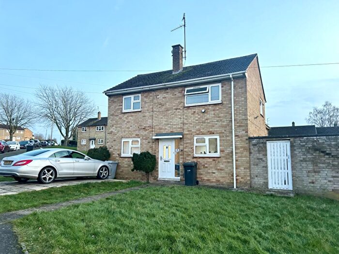 3 Bedroom End Of Terrace House To Rent In Castle Way, Barton Seagrave, Kettering, NN15