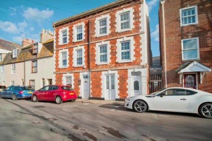 4 Bedroom Property To Rent In Park Street, Weymouth, DT4
