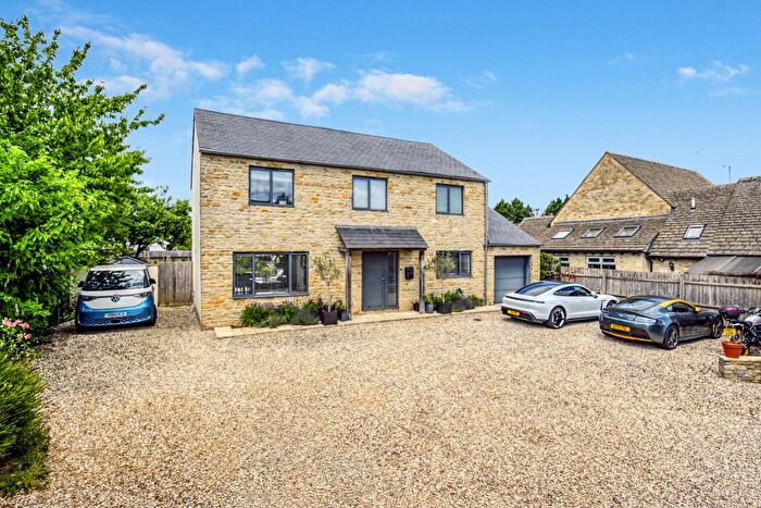 4 Bedroom Detached House For Sale In Station Road, South Cerney, GL7