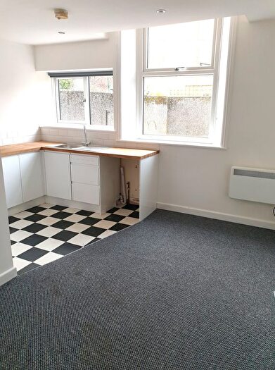 1 Bedroom Flat To Rent In Reedville, Prenton, CH43