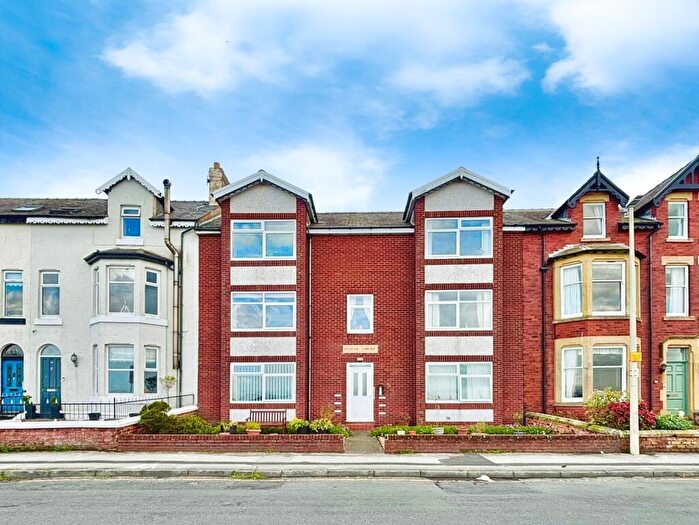 2 Bedroom Apartment To Rent In The Esplanade, Knott End-on-Sea, Poulton-le-Fylde, Lancashire, FY6