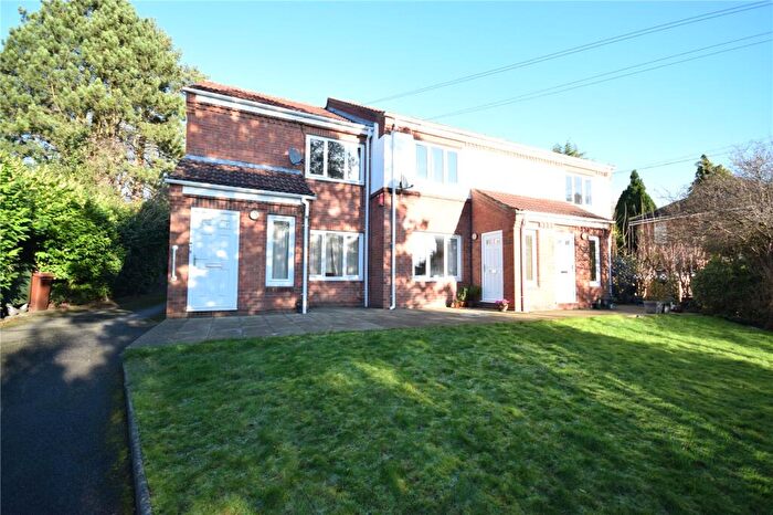 2 Bedroom Apartment To Rent In Flat, Lane Head, The Lane, Alwoodley, Leeds, West Yorkshire, LS17