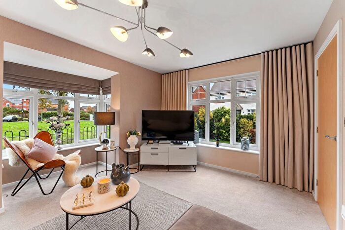 3 Bedroom Detached House For Sale In Old Coach Road, Runcorn, WA7