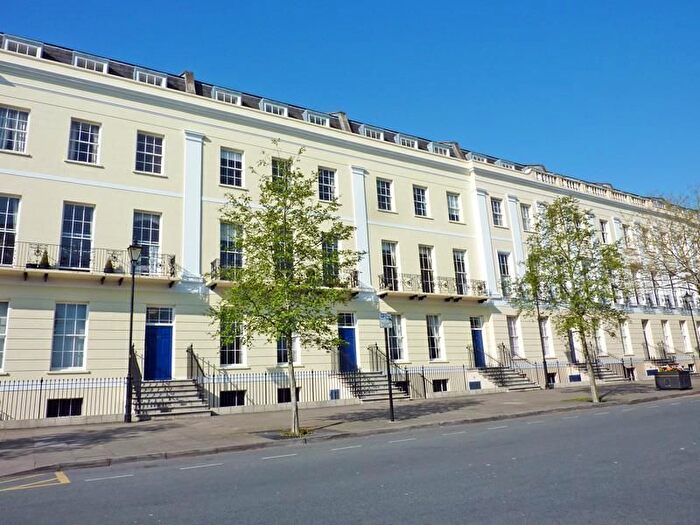3 Bedroom Flat To Rent In The Broad Walk, Imperial Square, Cheltenham, GL50