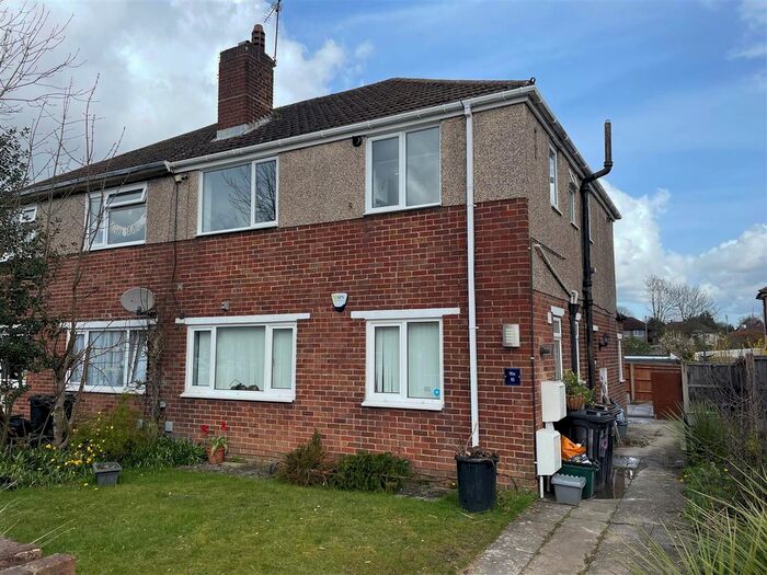 2 Bedroom Maisonette To Rent In Shepperton Road, Petts Wood, Kent, BR5