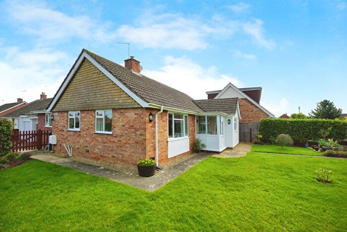 3 Bedroom Detached Bungalow For Sale In Newlands Crescent, Ruishton, Taunton, TA3