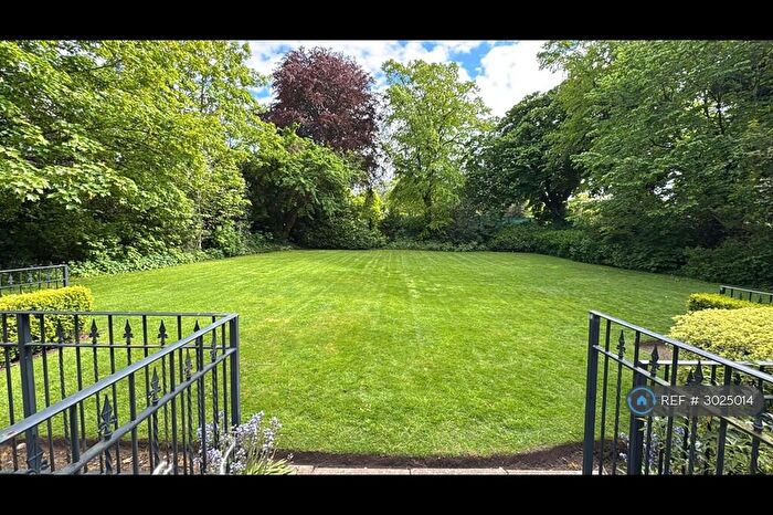 2 Bedroom Maisonette To Rent In Park Avenue, Liverpool, L18