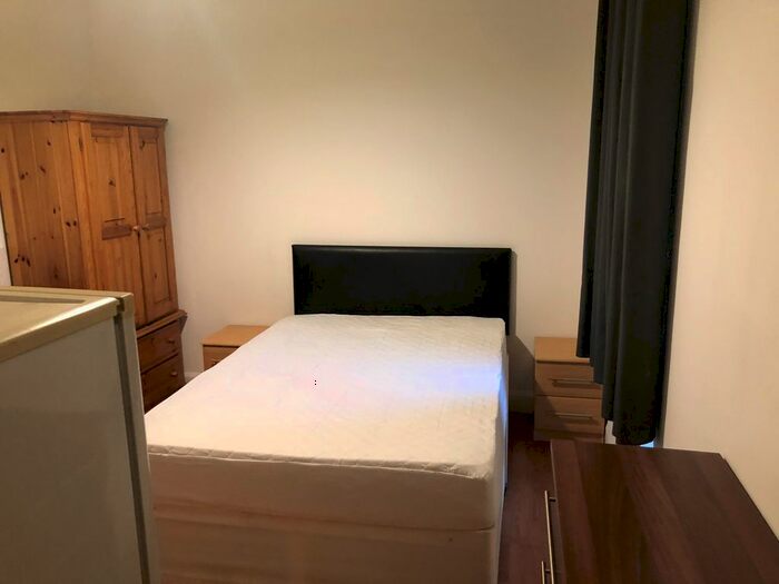 Studio To Rent In York Way, Kings Cross, N7