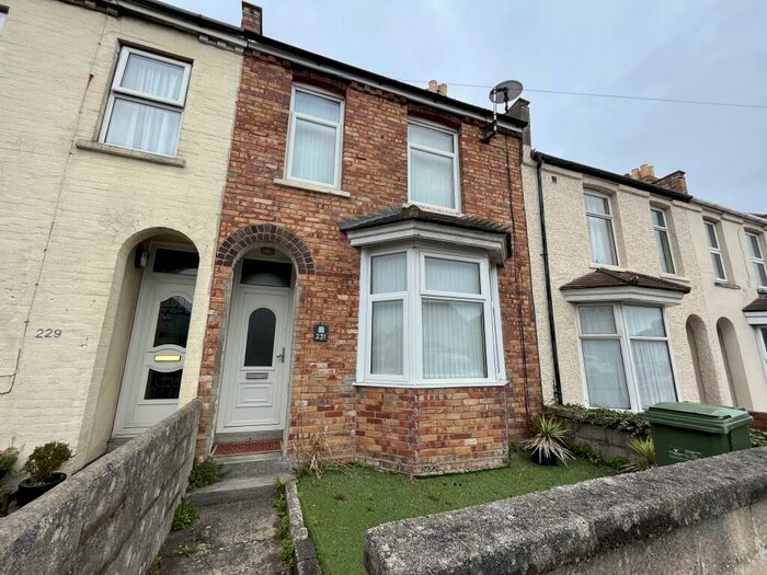 4 Bedroom Terraced House To Rent In Portland Road - Wyke Regis, DT4
