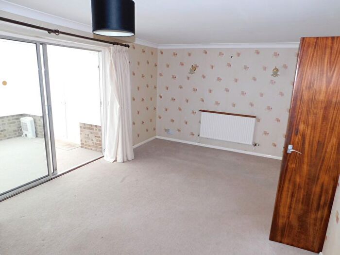 2 Bedroom Detached Bungalow To Rent In Pinfold Lane, Marston, NG32