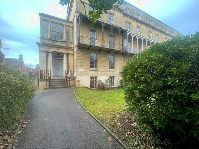 2 Bedroom Apartment To Rent In Oakfield Road, Clifton, Bristol, BS8