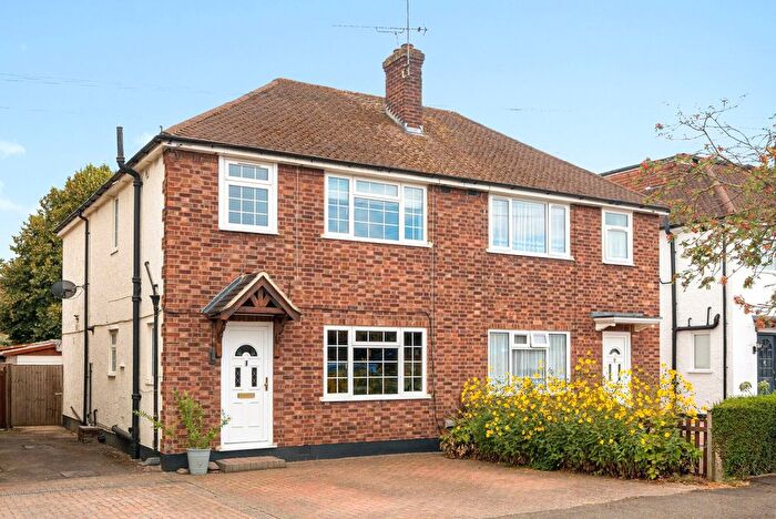 3 Bedroom Semi Detached House For Sale In Holly Avenue, New Haw, KT15