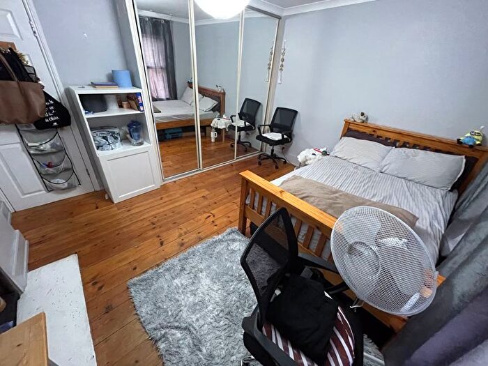 3 Bedroom Semi-Detached House To Rent In Chiltern View Road, Uxbridge, UB8