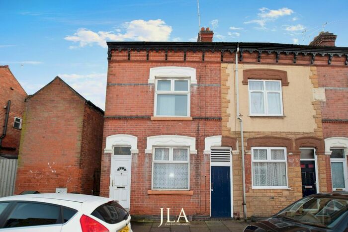 3 Bedroom Terraced House To Rent In Jarrom Street, Leicester, LE2