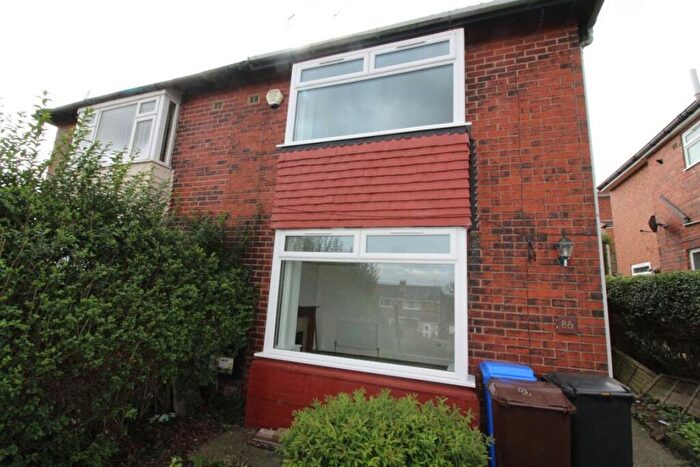 2 Bedroom House To Rent In -Mansfield Road - Bed -Available Nov, S12