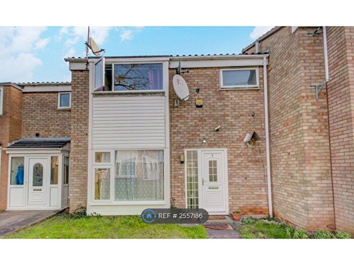 3 Bedroom Terraced House To Rent In Stoneway Grove, Leamington Spa, CV31