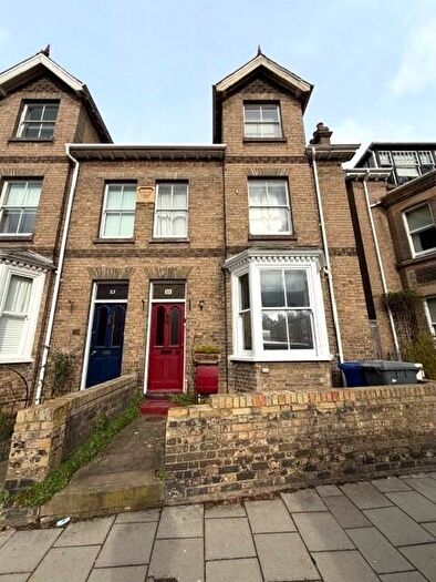 1 Bedroom Flat To Rent In Out Risbygate, Bury St. Edmunds, Suffolk, IP33