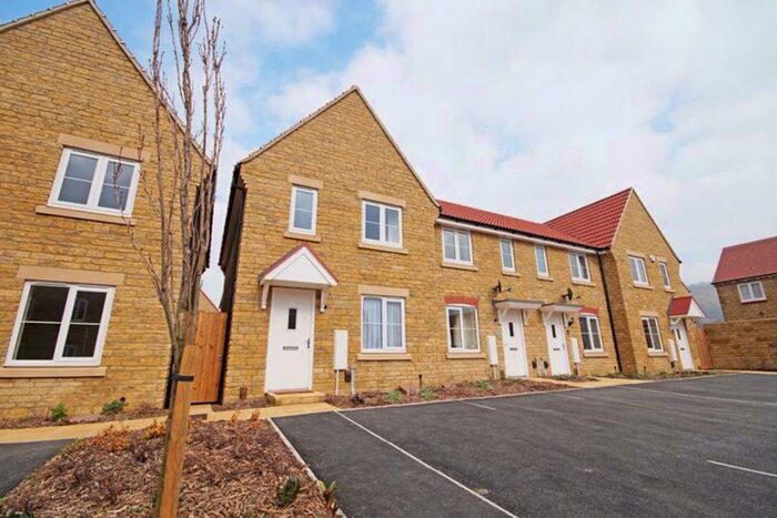 3 Bedroom House To Rent In Bishops Cleeve, GL52