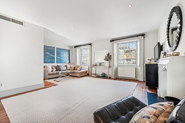 3 Bedroom Terraced House To Rent In South Eaton Place, Knightsbridge, SW1W