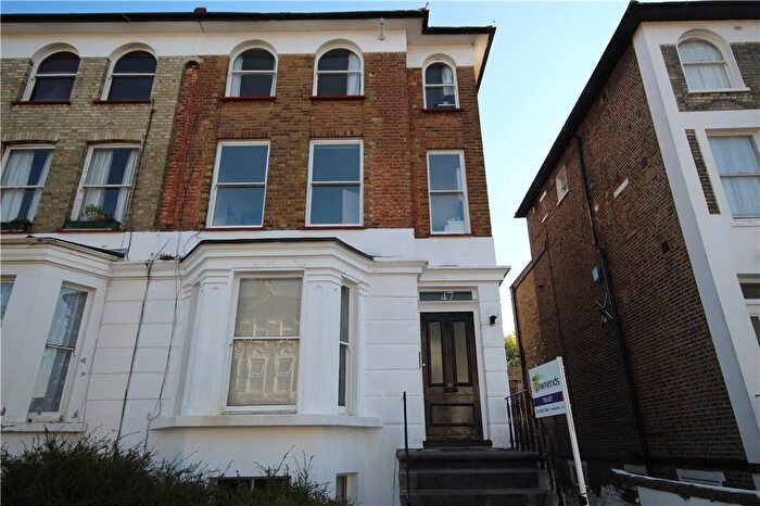 2 Bedroom Maisonette To Rent In Windsor Road, Ealing, W5