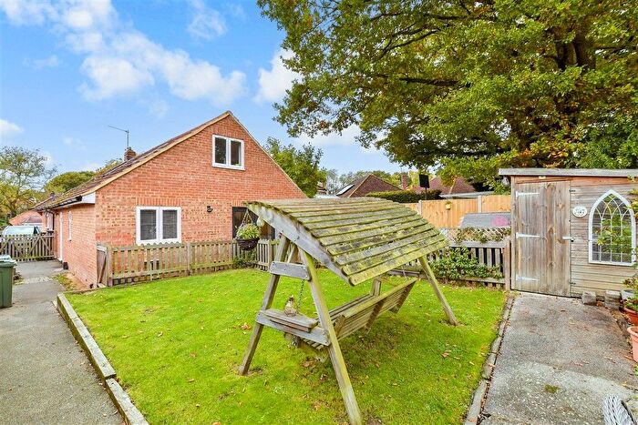5 Bedroom Chalet For Sale In Grange Crescent, St. Michaels, Tenterden, Kent, TN30
