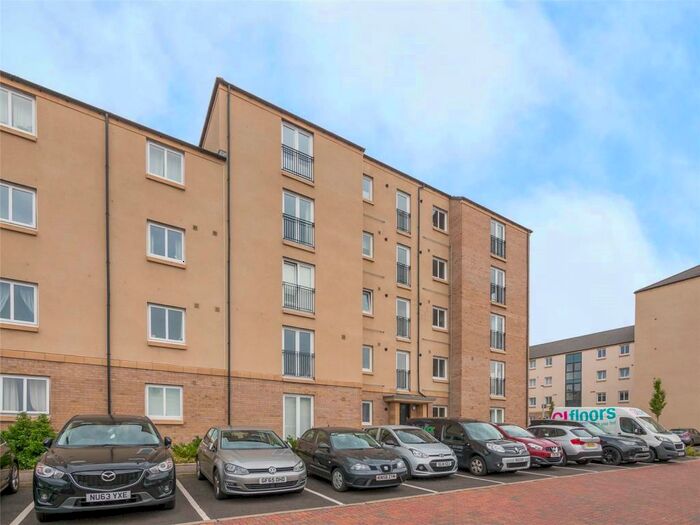 2 Bedroom Flat To Rent In Flaxmill Place, Bonnington, Edinburgh, EH6