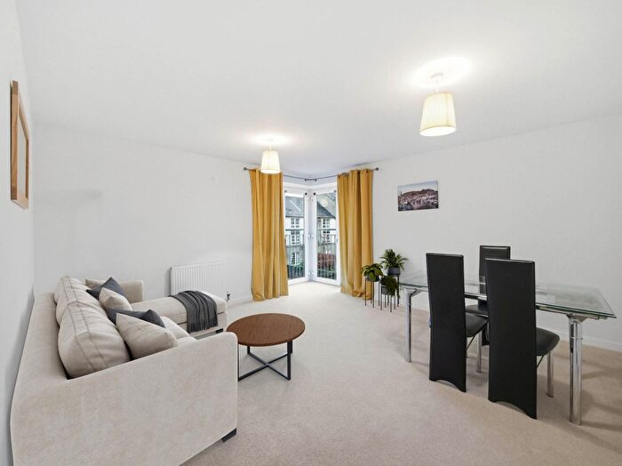 2 Bedroom Flat For Sale In / North Pilrig Heights, Pilrig, Edinburgh, EH6