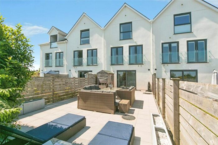 4 Bedroom Town House For Sale In Bryn Meirion, Benllech, Tyn-y-Gongl, Isle Of Anglesey, LL74