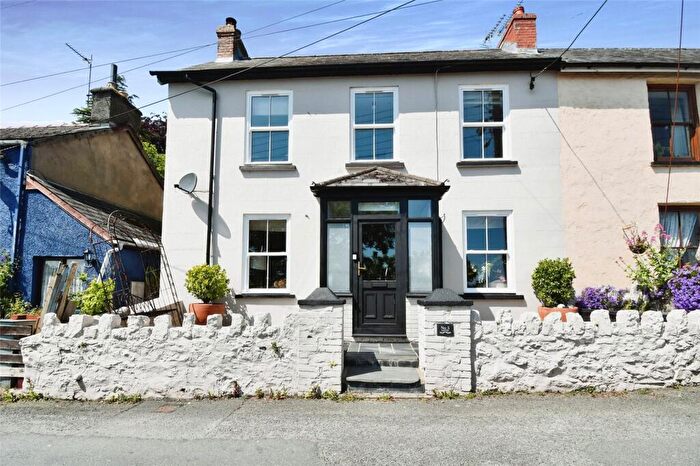 4 Bedroom House To Rent In Goodwick, SA64