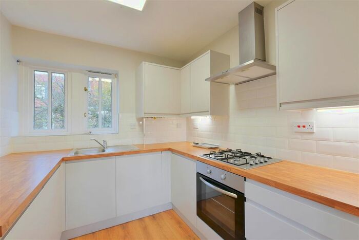 2 Bedroom Flat To Rent In St. Andrew Place, York, YO1