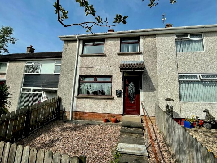 3 Bedroom Terraced House For Sale In Rosneath Gardens, Dundonald, Belfast, BT16