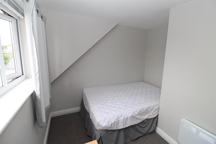 1 Bedroom Flat To Rent In Rhymney Terrace, Cathays, Cardiff, CF24