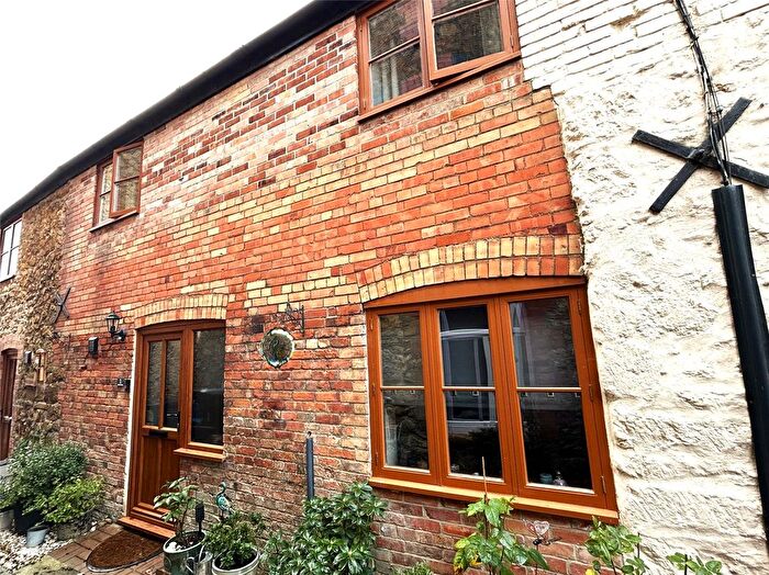 2 Bedroom Detached House To Rent In Ditton Street, Ilminster, Somerset, TA19