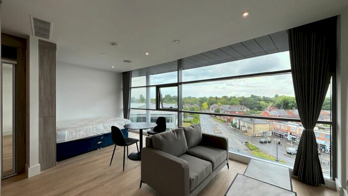 Studio To Rent In Station Road, Addlestone, KT15